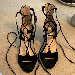 black straps heels size 9